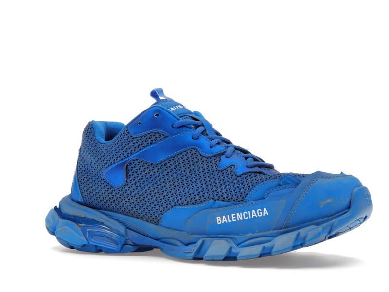 Track.3 Blue