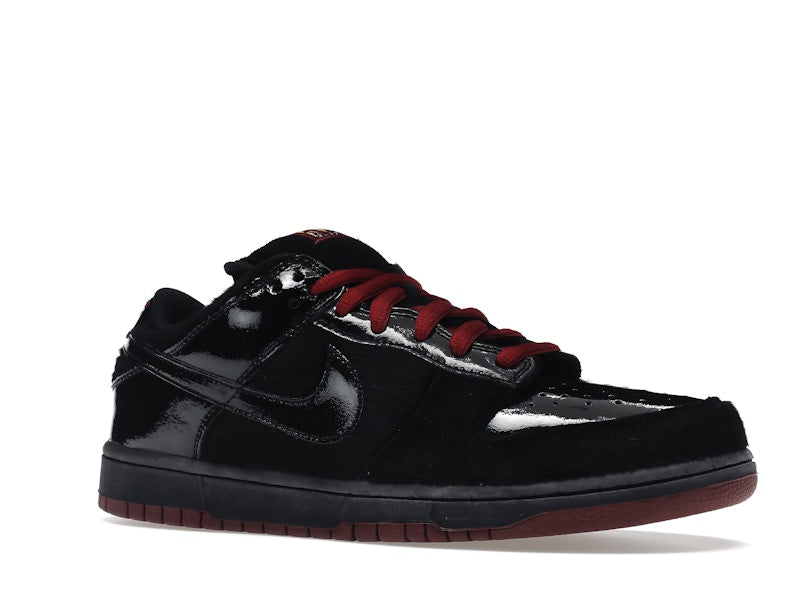 Nike SB Dunk Low Mafia