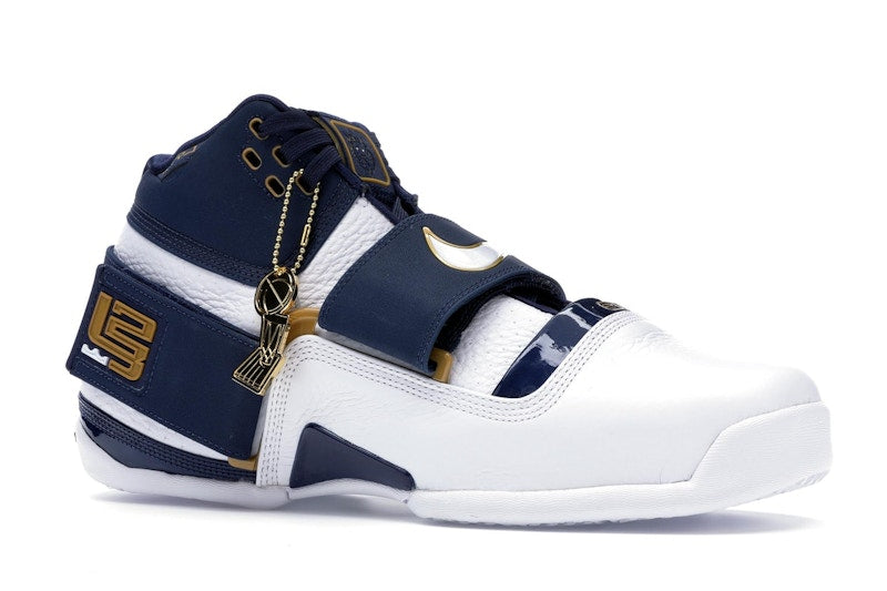 Nike LeBron Zoom Soldier 1 Think 16 25 Straight