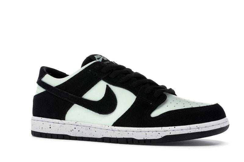 Nike SB Dunk Low Barely Green