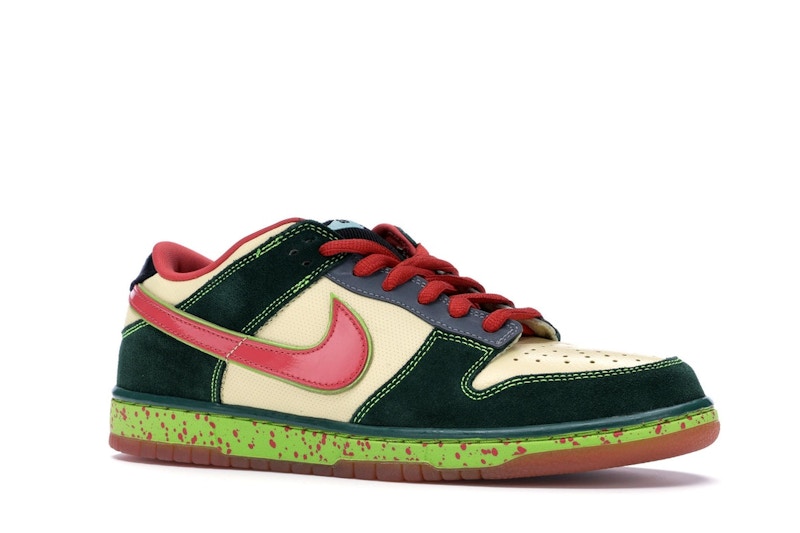 Nike SB Dunk Low Mosquito