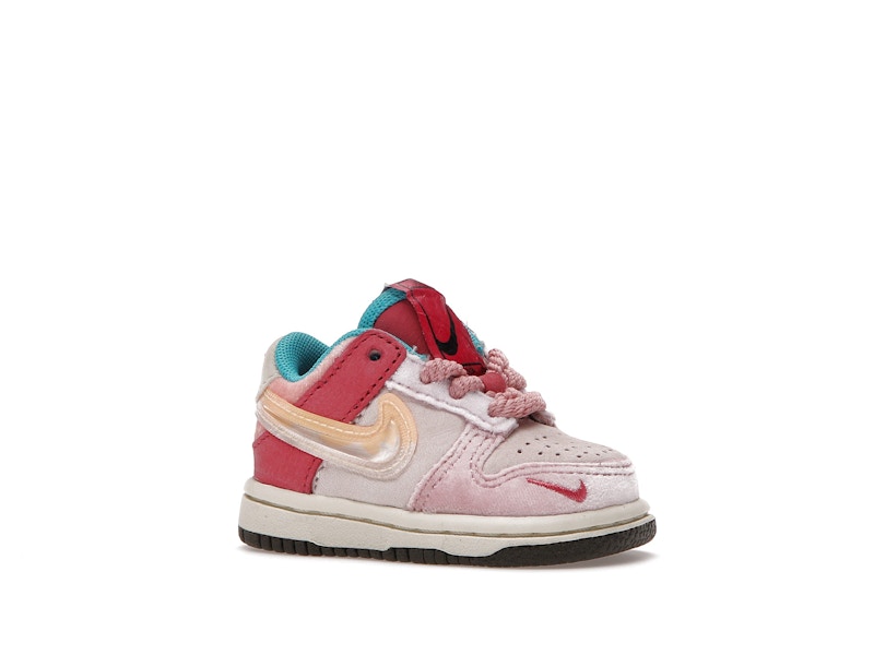 Nike Dunk Low Social Status Free Lunch Strawberry Milk (TD)