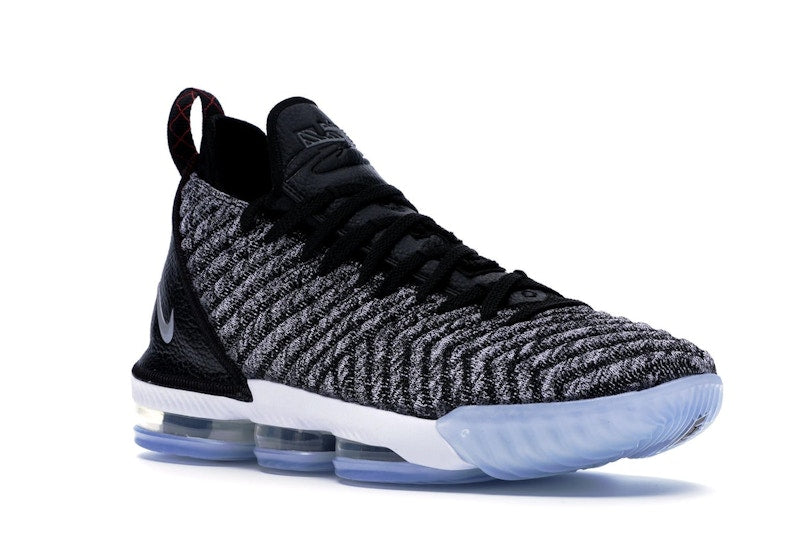 Nike LeBron 16 Oreo