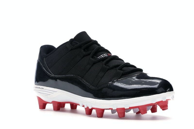 Jordan 11 Retro Low Cleat Bred