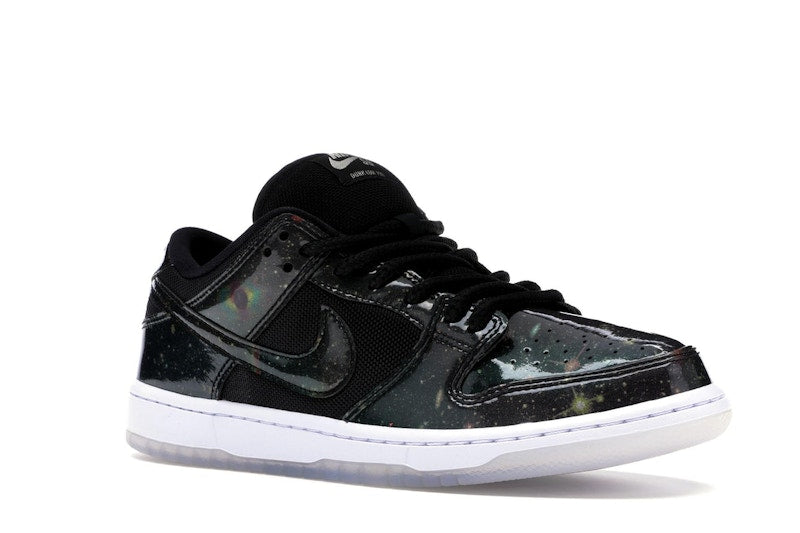Nike SB Dunk Low 420 Intergalactic
