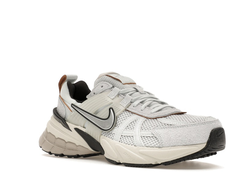 Nike V2K Run Pure Platinum Chrome (Women's)