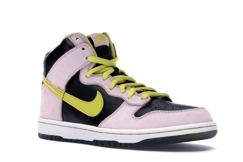 Nike SB Dunk High Miss Piggy