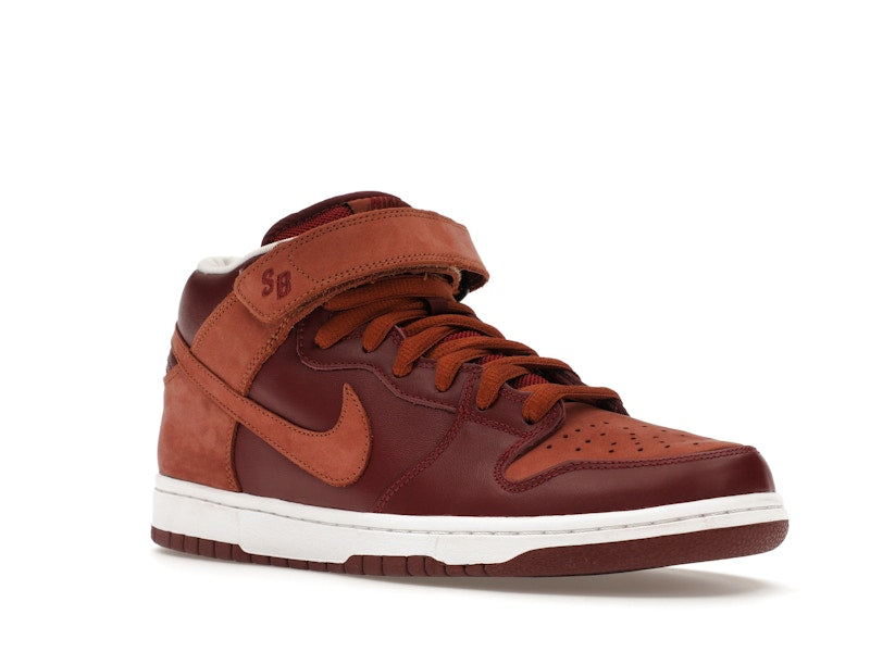 Nike SB Dunk Mid Team Red Pony