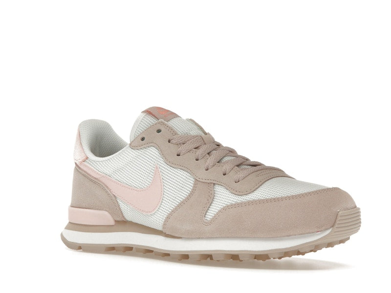 Nike Internationalist Summit White Light Madder Root (Women's)