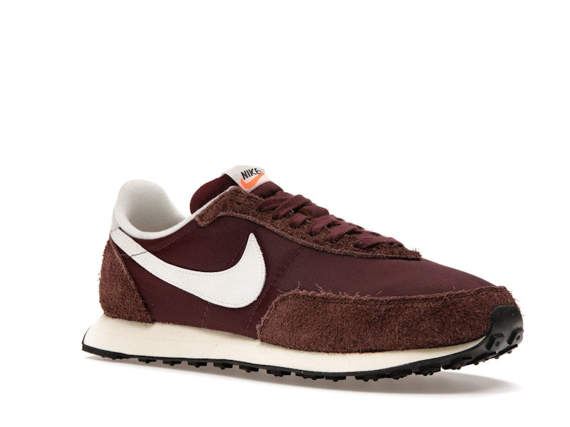 Nike Waffle Trainer 2 Burgundy Crush