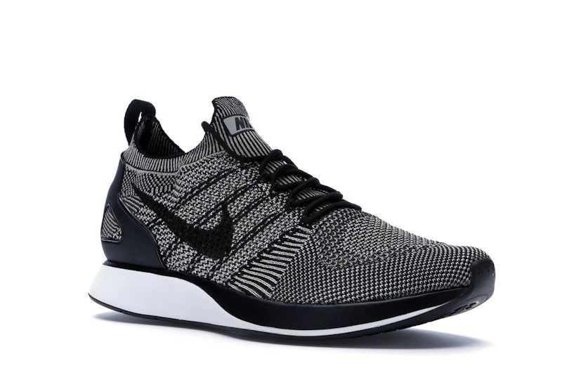 Nike Mariah Flyknit Racer Pale Grey Solar Red