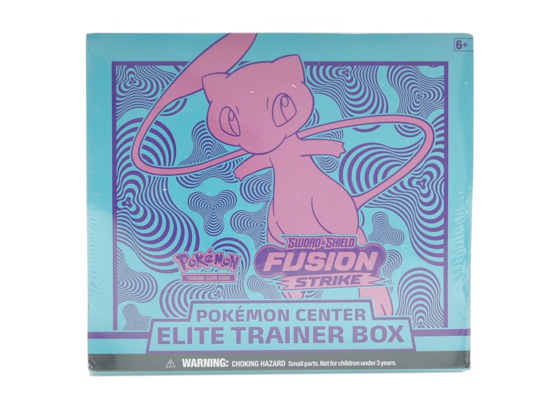 Pokémon TCG Sword & Shield Fusion Strike Pokémon Center Elite Trainer Box