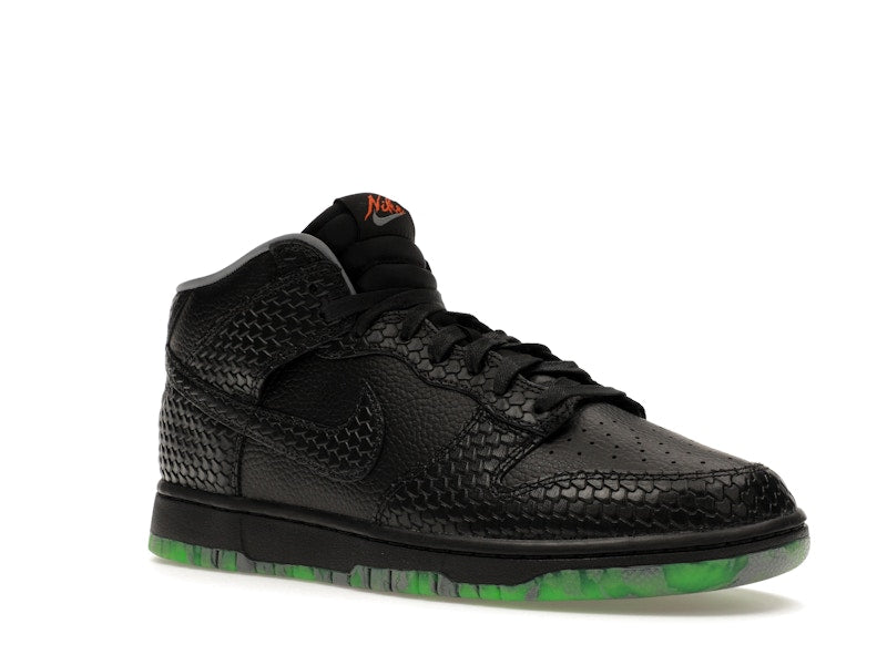 Nike Dunk Mid Premium Halloween Headless Horseman