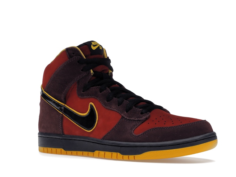 Nike SB Dunk High Iron Man