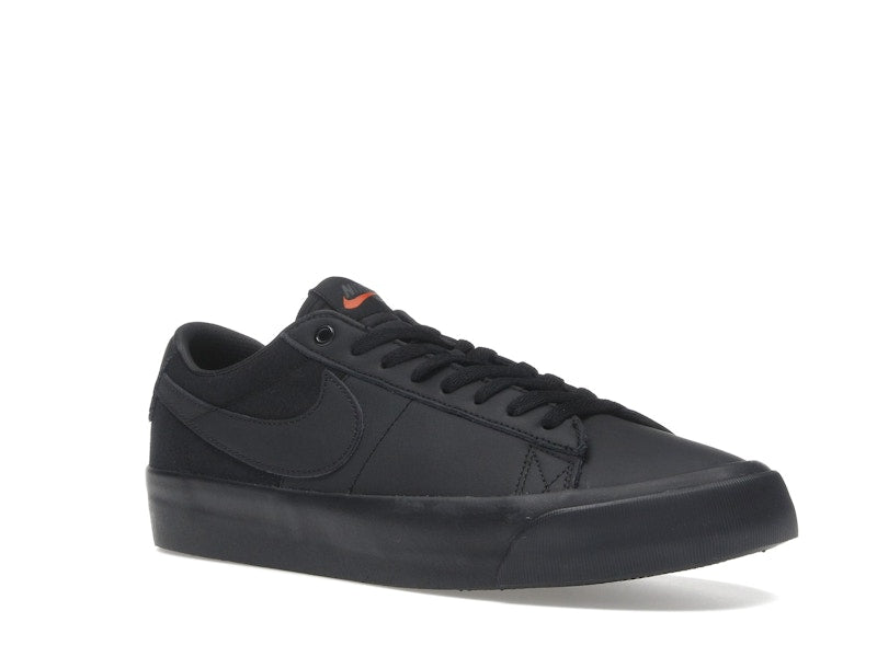 Nike SB Zoom Blazer Low Pro GT ISO Triple Black