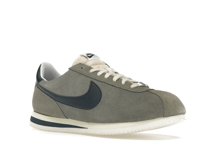 Nike Cortez size? Exclusive Grey