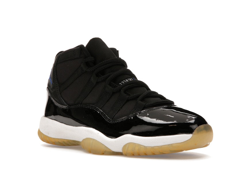 Jordan 11 Retro Space Jam (2000)
