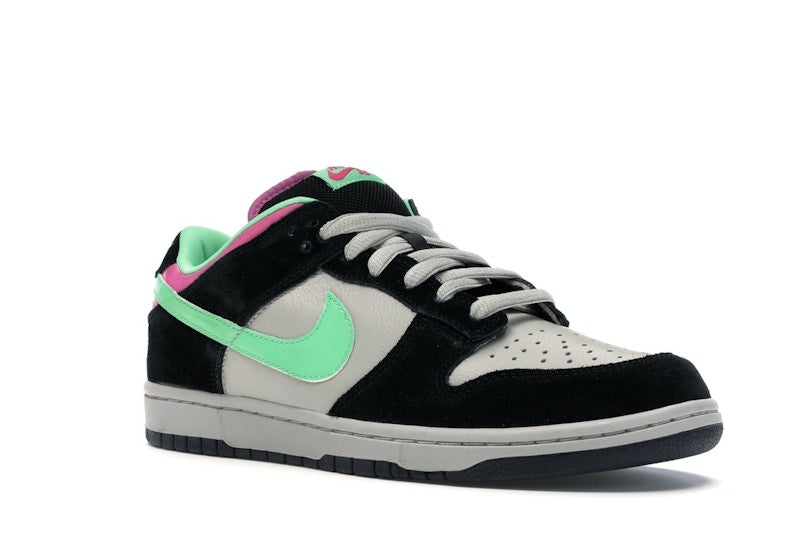 Nike SB Dunk Low Magnet Light Poison Green
