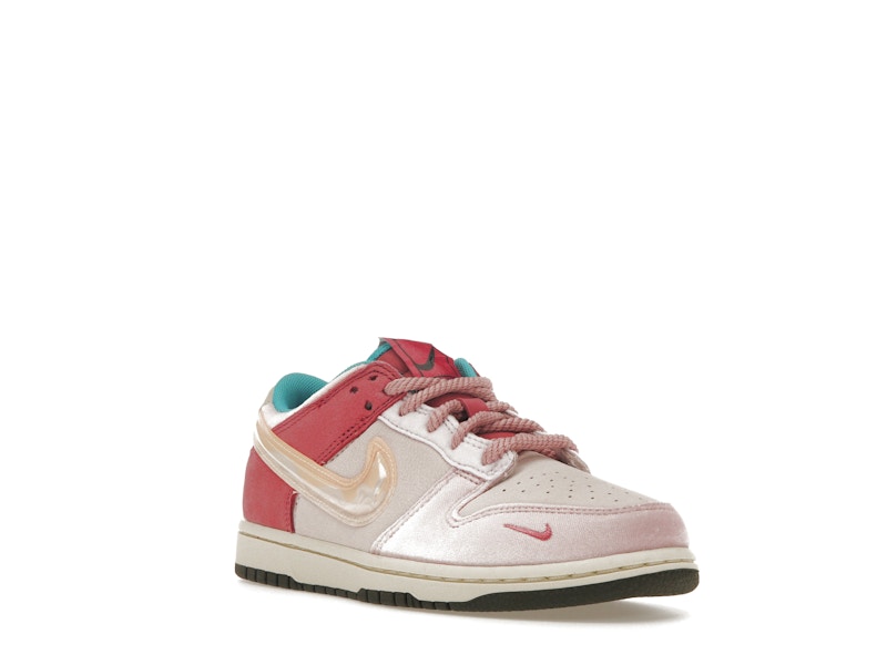 Nike Dunk Low Social Status Free Lunch Strawberry Milk (PS)