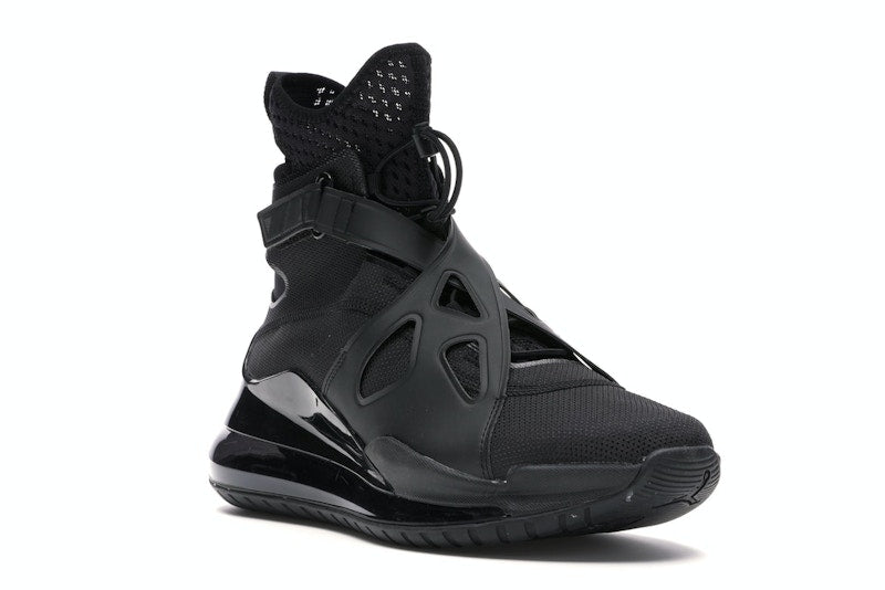 Jordan Air Latitude 720 Triple Black (Women's)