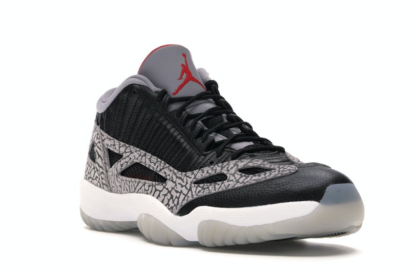 Jordan 11 Retro Low IE Black Cement