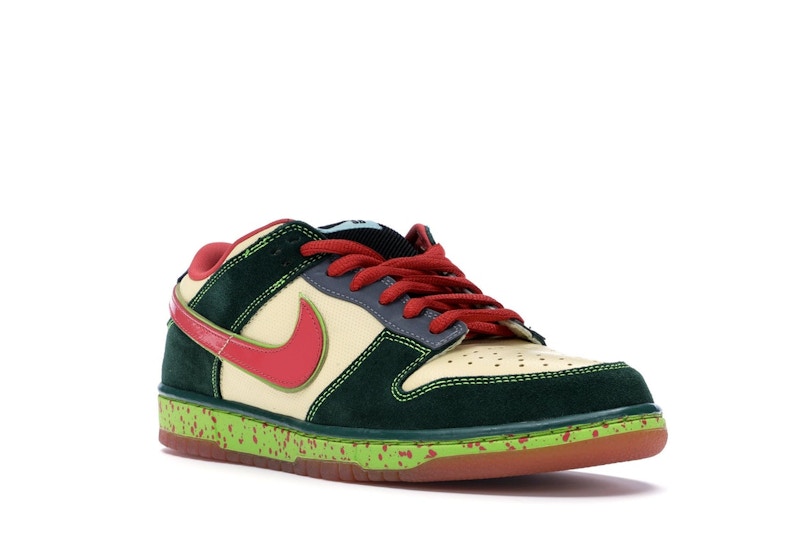 Nike SB Dunk Low Mosquito