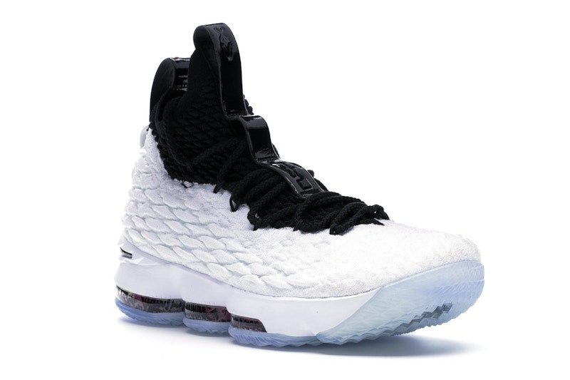 Nike LeBron 15 Graffiti