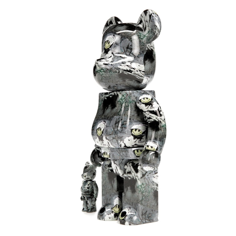 Bearbrick Riot Cop 100% & 400% Set