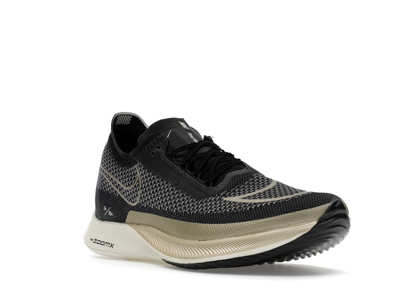 Nike Streakfly Black Metallic Gold Grain