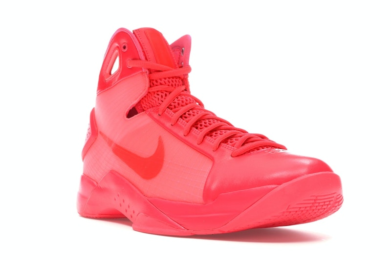 Nike Hyperdunk 08 Triple Solar Red