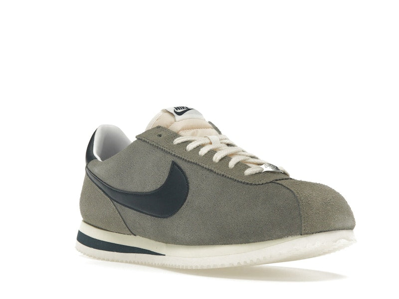 Nike Cortez size? Exclusive Grey