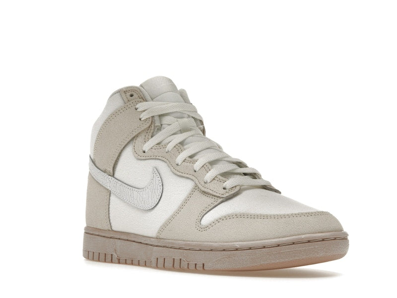 Nike Dunk High Retro PRM Cracked Leather Swoosh