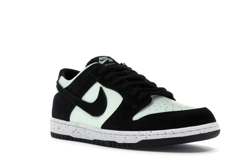 Nike SB Dunk Low Barely Green
