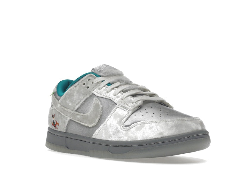 Nike Dunk Low Ice (Women's)