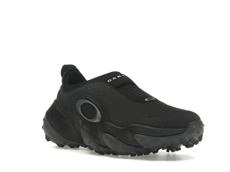 Oakley Edge Icon Slip On Black