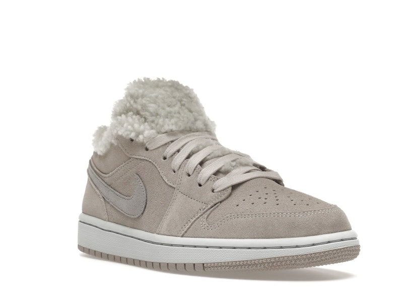 Jordan 1 Low SE Sherpa Fleece (Women's)