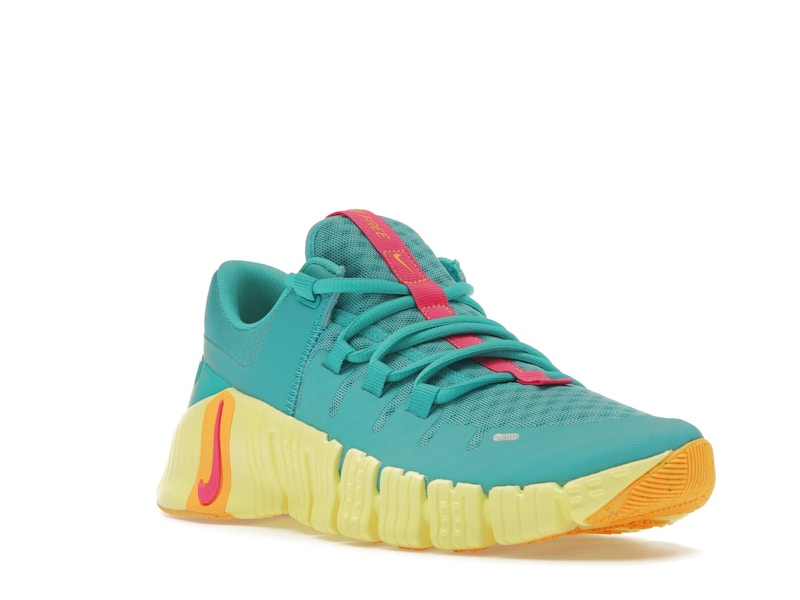 Nike Free Metcon 5 Dusty Cactus Fierce Pink