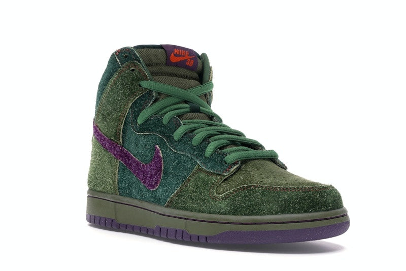 Nike SB Dunk High Skunk 420
