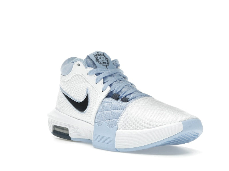 Nike LeBron Witness 8 UNC