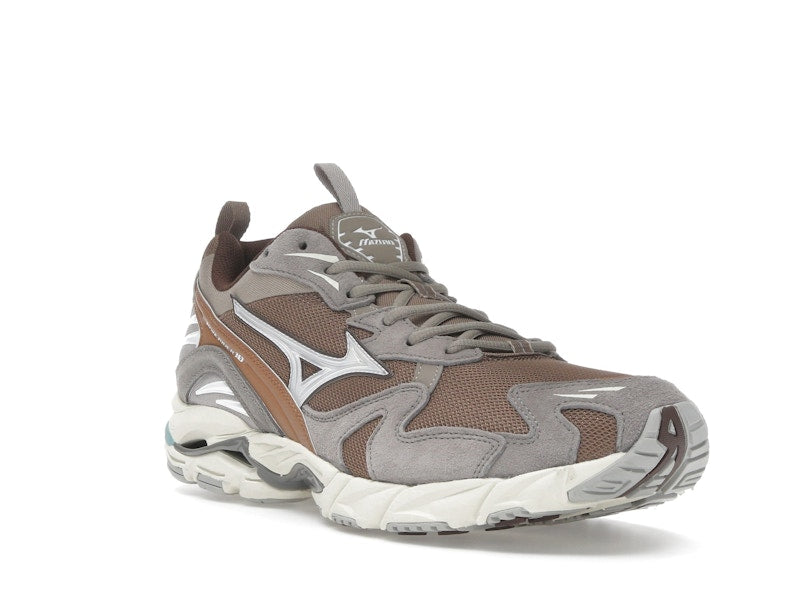 Mizuno Wave Rider 10 Fossil White Thrush
