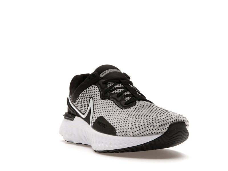 Nike React Miler 3 Black Metallic Silver