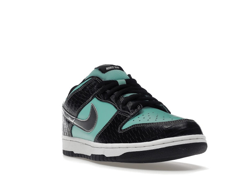 Nike SB Dunk Low Diamond Supply Co.