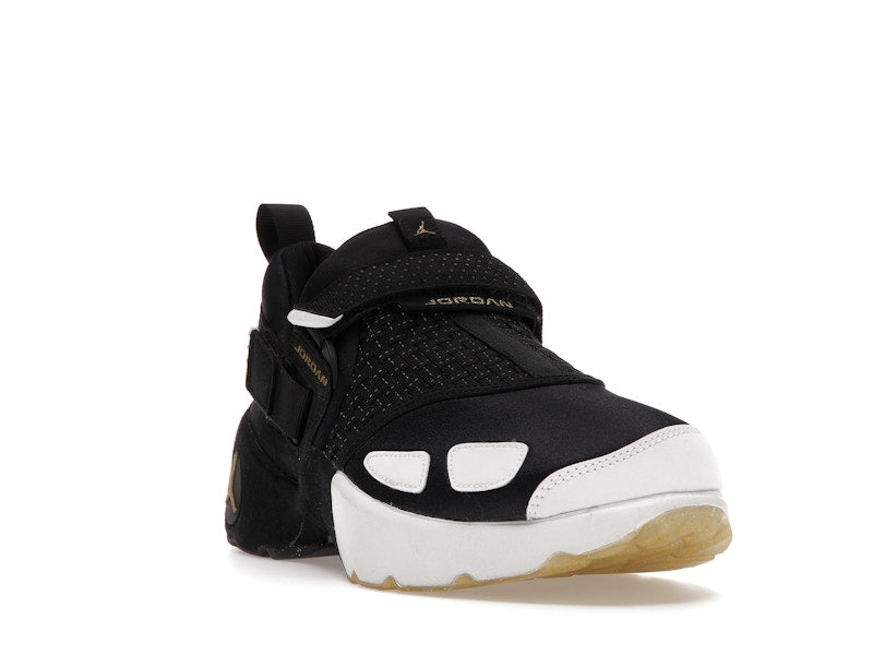Jordan Trunner LX BHM (2017)