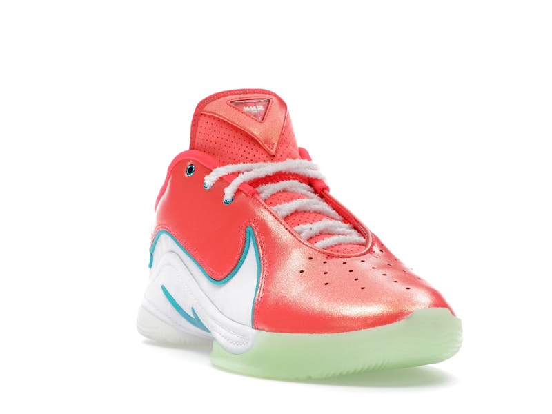 Nike LeBron 22 Christmas
