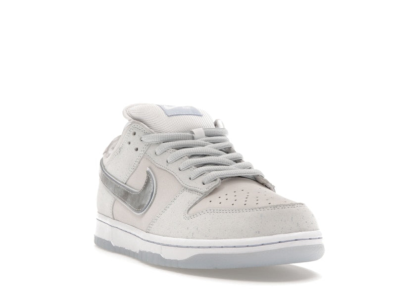 Nike SB Dunk Low White Lobster (Friends and Family)