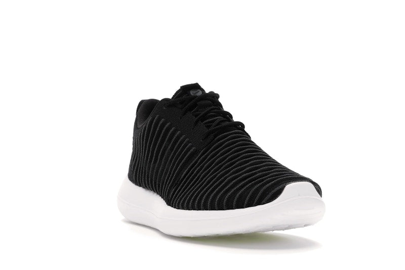 Nike Roshe Two Flyknit Black/Dark Grey-White-Volt