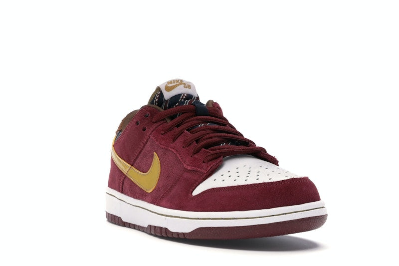 Nike SB Dunk Low Anchorman