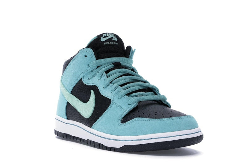 Nike SB Dunk Mid Sea Crystal