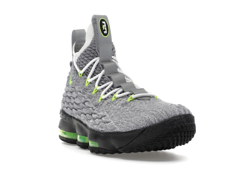 Nike LeBron 15 Air Max 95