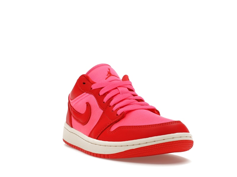 Jordan 1 Low SE Pink Blast (Women's)